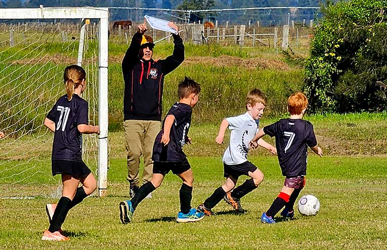 Gloucester Scorpions Soccer Club – Round 13