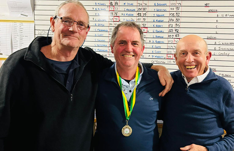Robbins wins golf medal