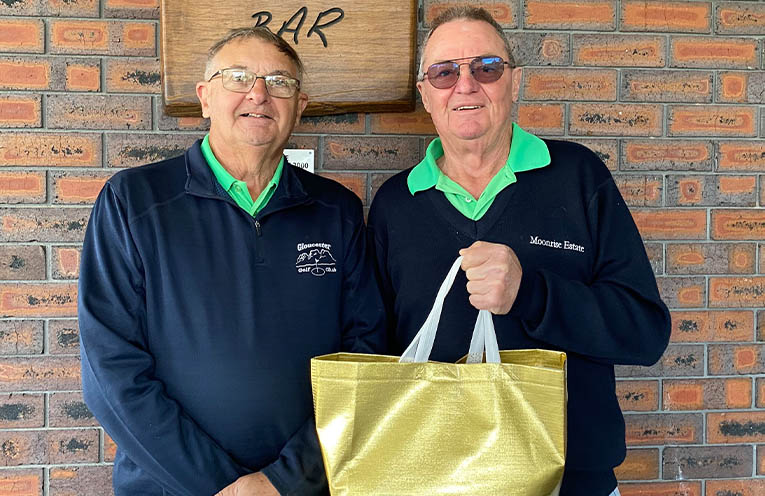 Close Sharp win in Vets Golf
