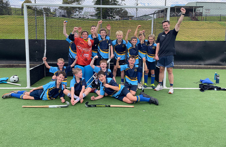 Gloucester Public hockey team makes state semi-finals