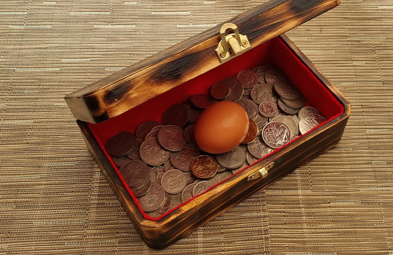 Australians warned to pay attention to superannuation paperwork