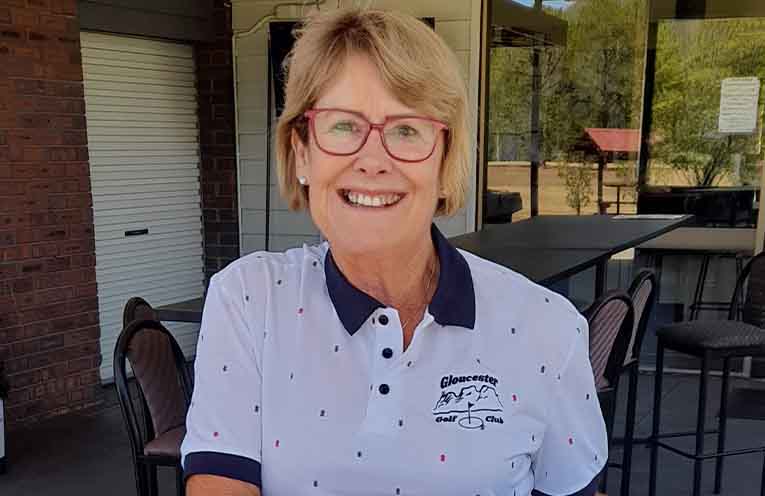 Markey Wins Women’s Golf