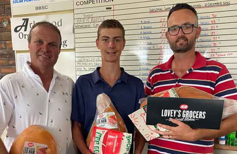 Big Scores in Christmas Golf