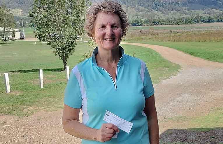 Susie  Higgins Wins at  Gloucester Golf Ladies 12-hole Summer Competition