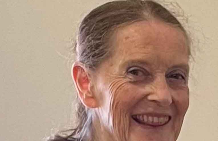 Eating, chatting and leaving with a smile