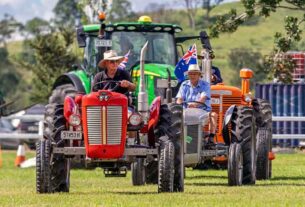 Gloucester Show delivers thrills, crowds and a dazzling finale