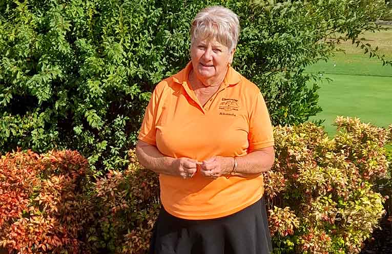 Nightingale Wins Women’s Golf