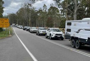 Crash fears realised at Bucketts Way-Pacific Highway intersection