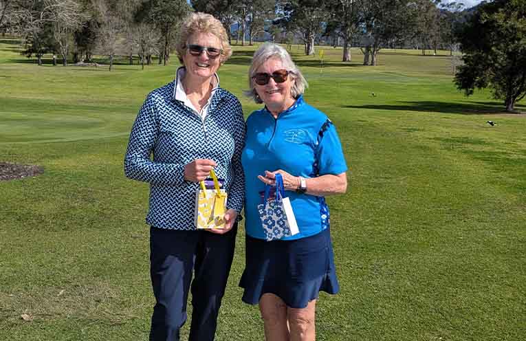 Higgins Big Win in Women’s Golf